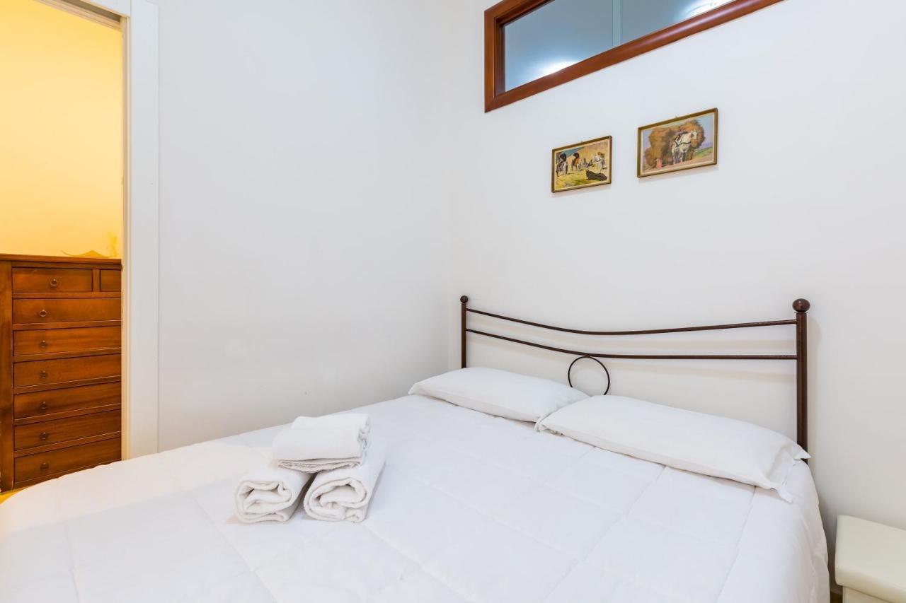 Tribunali 194 - Cozy Flat In Center Nápoly Kültér fotó